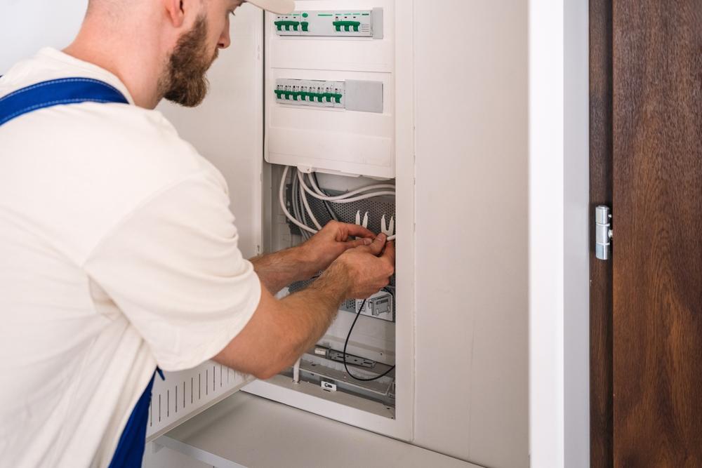 Diagnosing the Cause of a Tripping Circuit Breaker