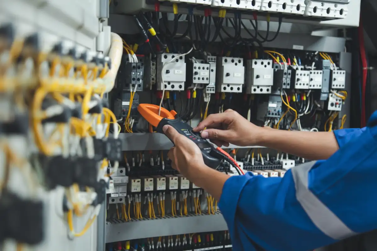 Commercial electrical panel upgrade for increased power capacity